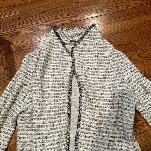 Ivanka Trump Black and White Jacket - Picture 3 of 8